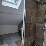 Spacieux T3 Neuf Au Calme Proche Toutes Commodités Appartement *