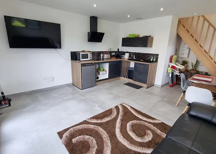 Apartment Spacieux T3 Neuf Au Calme Proche Toutes Commodites Chambery